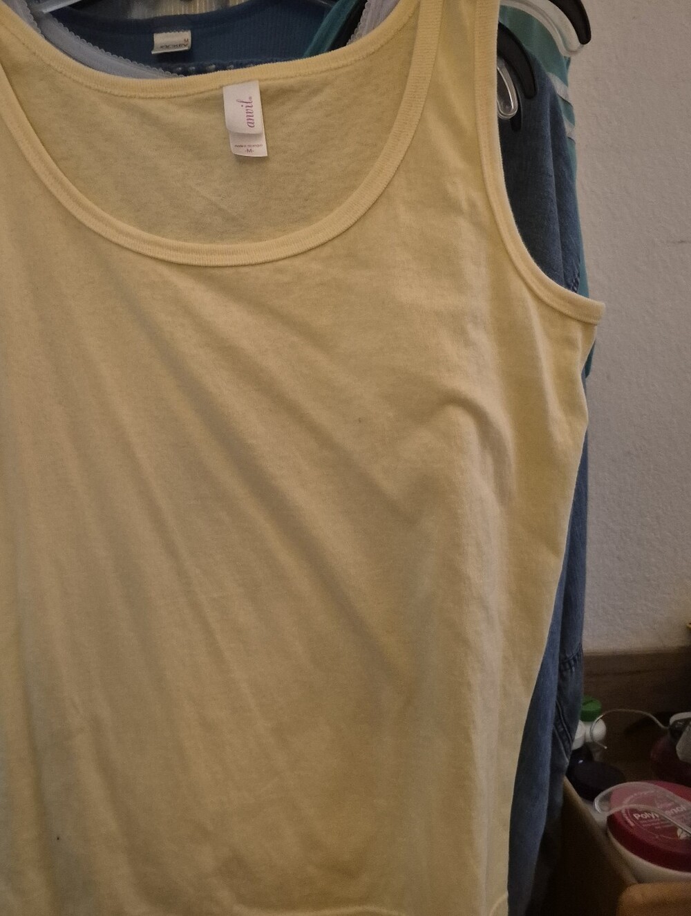 8 Women's Tank Tops 5 size Med 3 Sm Most Unworn Quality Brands 8 For Only $14 - Picture 3 of 15
